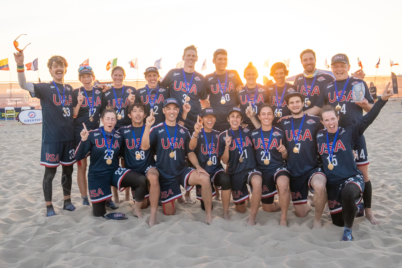 USA Ultimate on X: 🏆 WORLD CHAMPIONS 🇺🇸 Team USA in the grand masters  open division goes undefeated from the 2023 @wfdf_wbuc to claim gold,  winning in the finals 12-9 over Philippines! #